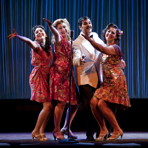 "Maribel y la estraña familia":