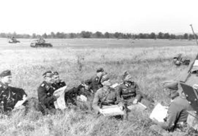 Germans trapped Allied forces around northern France (city of Lille)