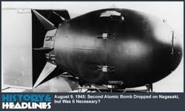 Atomic bomb dropped on Nagasaki