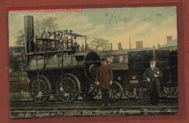 Primer tren de uso público