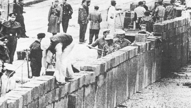 Construction of the Berlin Wall