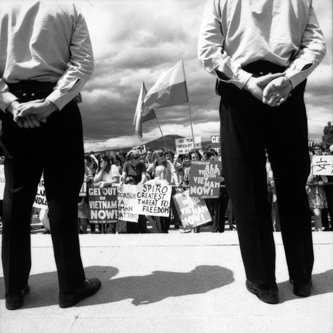 Withdrawl of Forces Begins