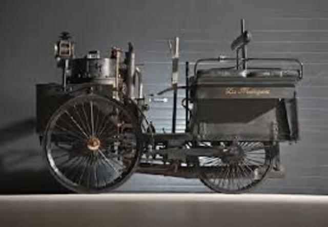 Josef Bozer construyo un auto con motor de aceite