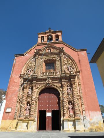 Se puso en servicio la Biblioteca Nocturna ubicada en la Capilla del Tercer Orden