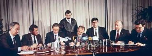 Pacto de Ajuria Enea.