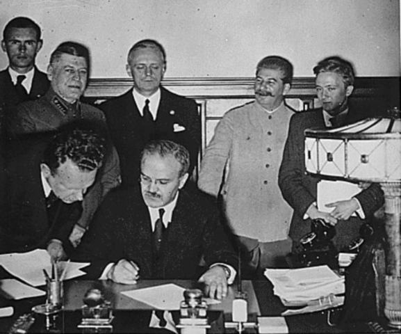 Nonaggression Pact Between Nazis and Soviets