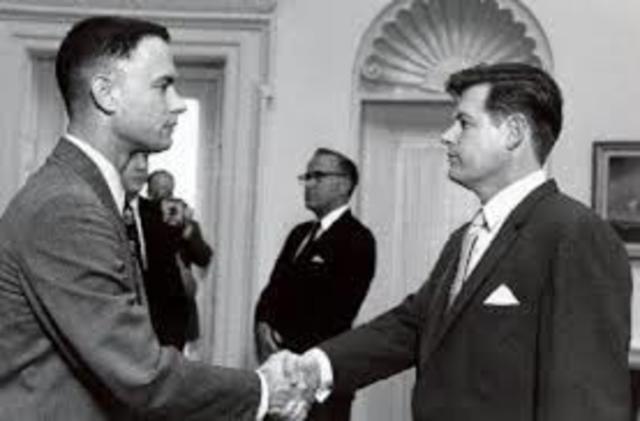 Forrest Meets JFK