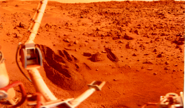 Viking 1 Lands On Mars
