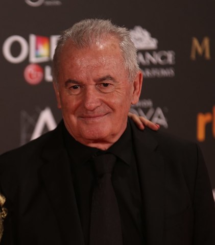 BIOGRAFIA VICTOR MANUEL