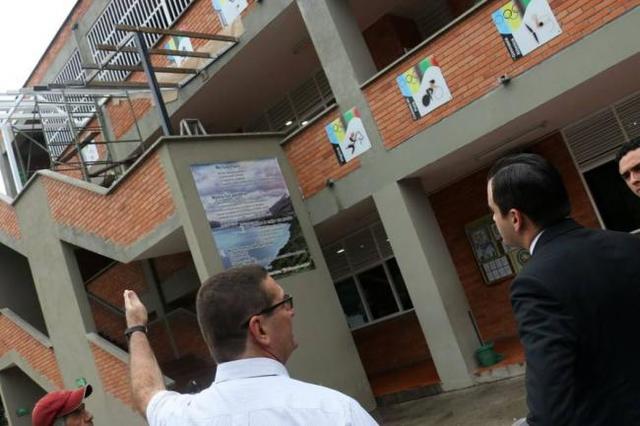 Rafael Pombo Estudio en el mayor