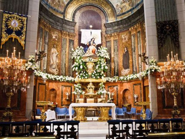 Wssel de G. pinta la Basílica de la Caridad