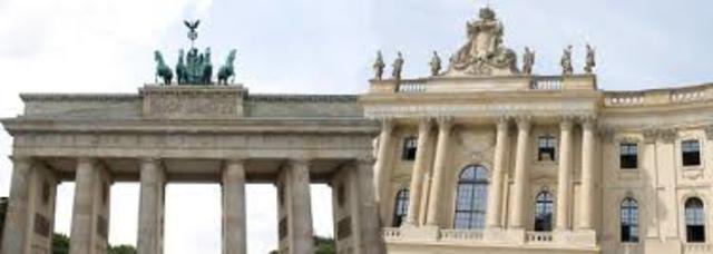 Marx se gradúa de la Universidad de Berlín