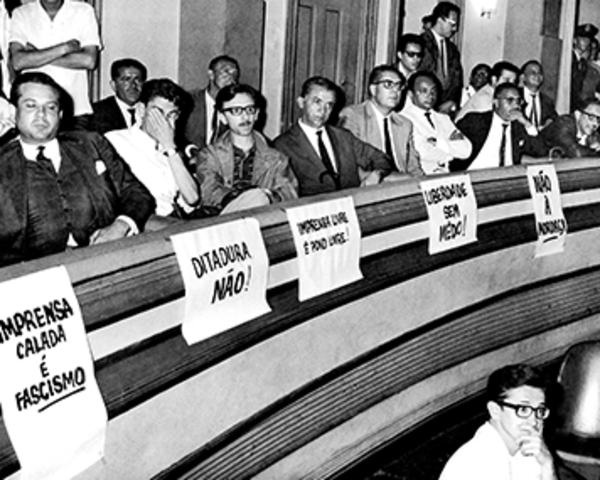 Lei de Censura a MÍdia