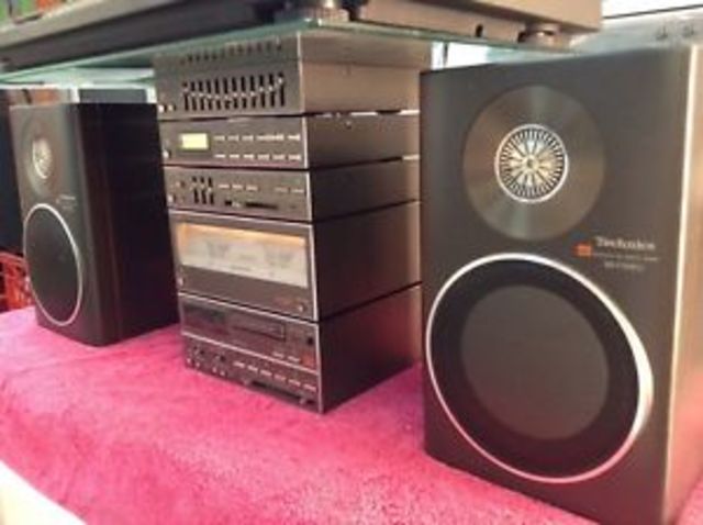 Stereophonic phonographs