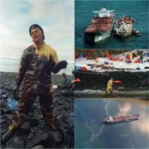 Ship Oll Spill Exxon Valdez (Alaska)