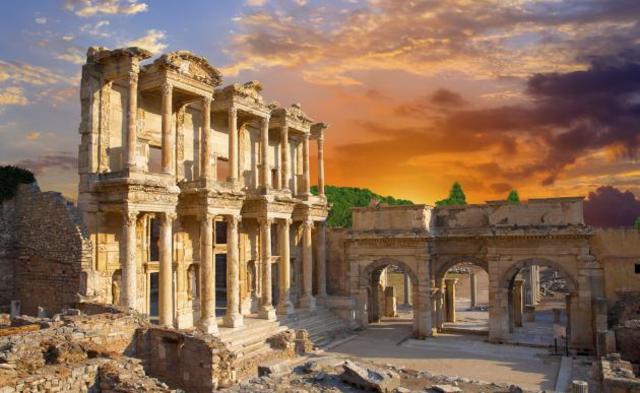 Surgimiento de la civilización Egea.