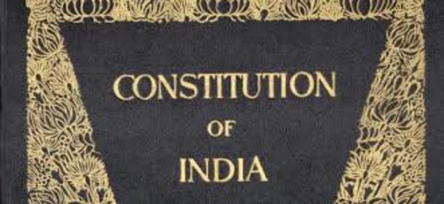 Inglaterra concede una constitución