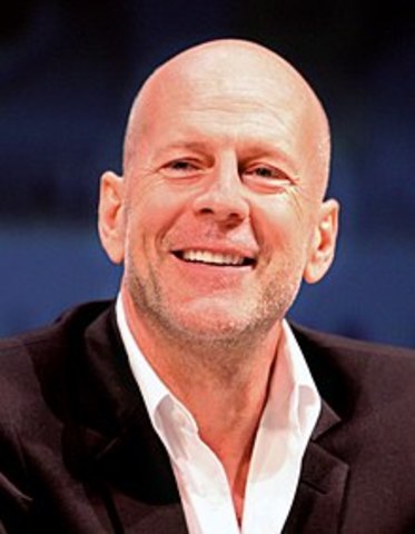 Bruce WIllis sünnib