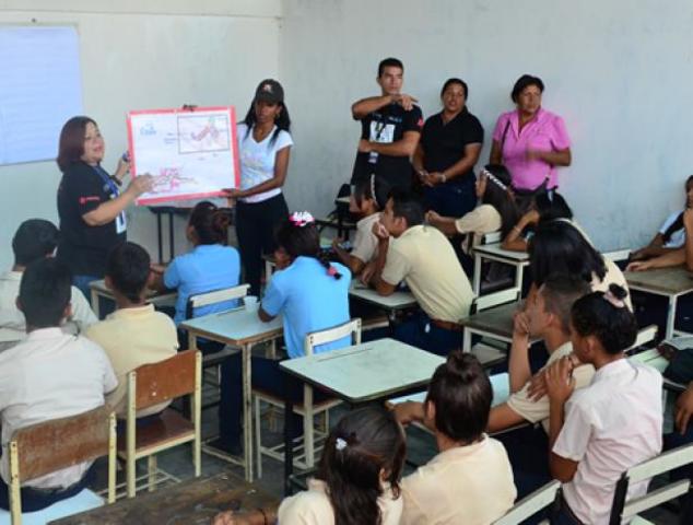 (Atención comunitaria , 2013)