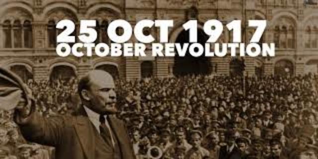 The October Revolution - the Bolsheviks take over Petrograd