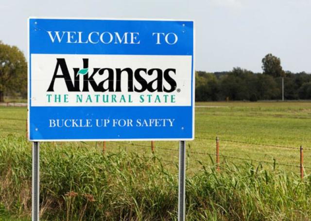 Arkansas becomes the eighth state to secede from union