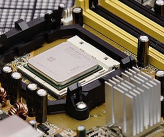 SE INICIA LA FABRICACIÓN DE MICROPROCESADORES