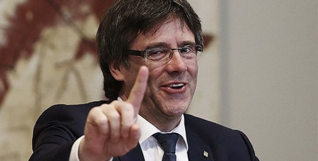 Carles Puigdemont es escollit president