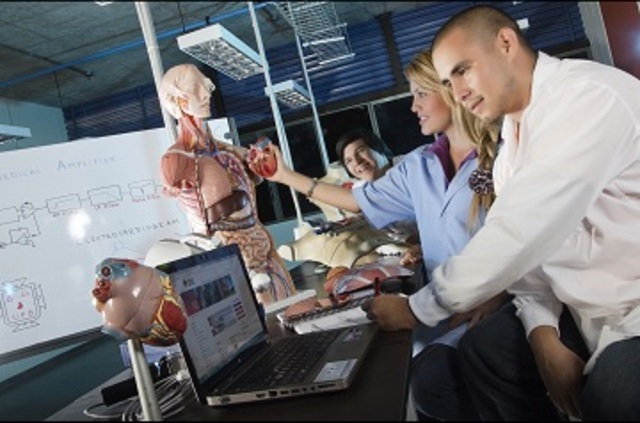 PSICOLOGIA CLINICA Y PROCESOS DE LA SALUD