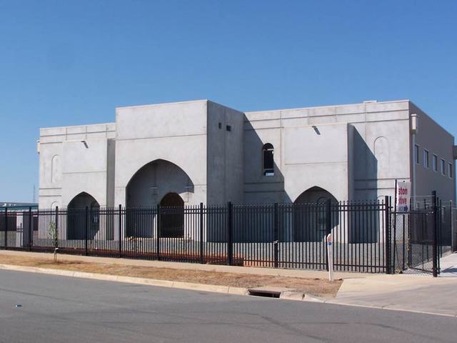 Albanian muslims built the first mosque in Shepparton, Victoria