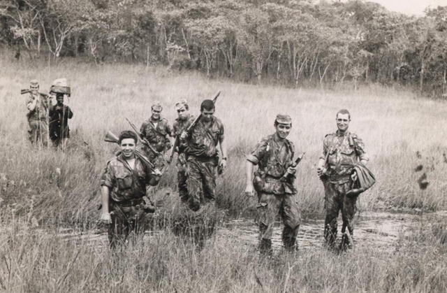 motivos que levaram ao 25 de abril