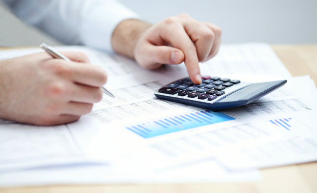 Economizar  la empresa