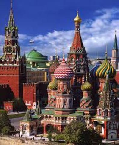 The capital of Russia is changed from St. Petersburg to Moscow