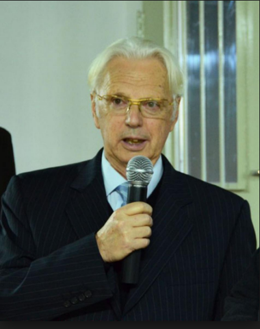 Se renuevan sus autoridades