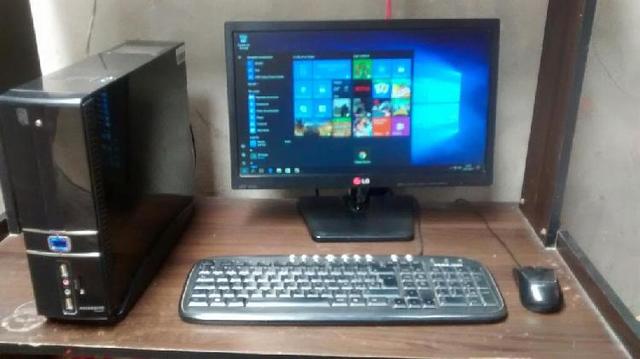 COMPUTADOR ESCRITORIO