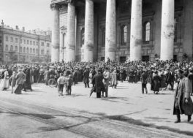 First Coalition Government Formed