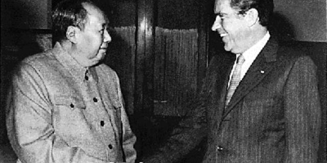 President Nixon meets Mao Zedong