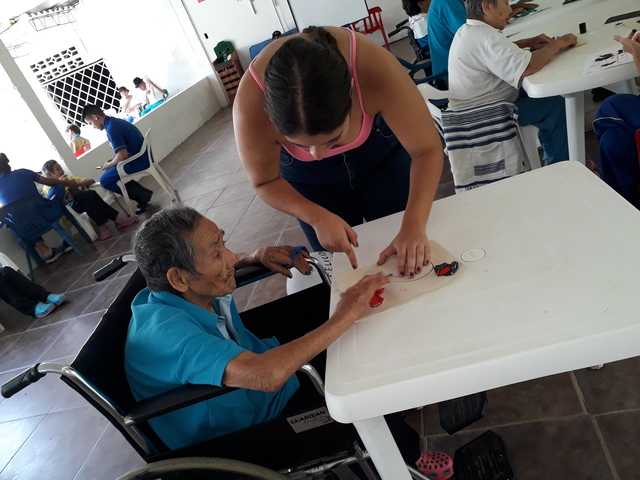 Dicha Y Satisfacción