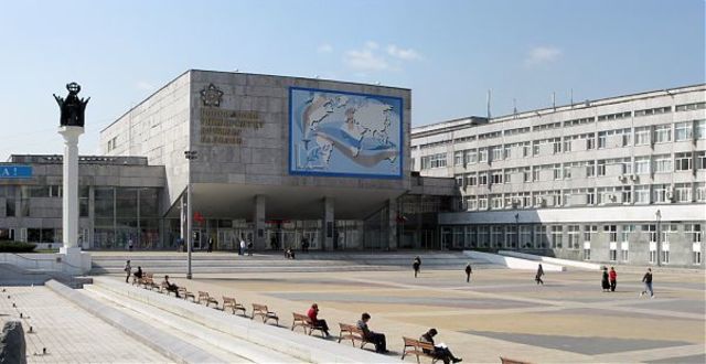 Nasce a Universidade de Sudáfrica