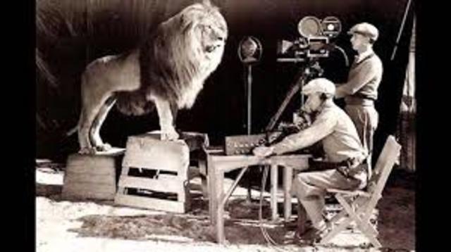Invención del cine sonoro