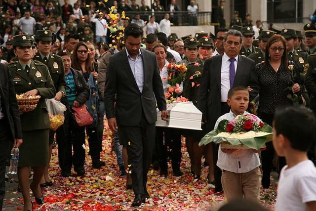 "Confusiones y enigmas"