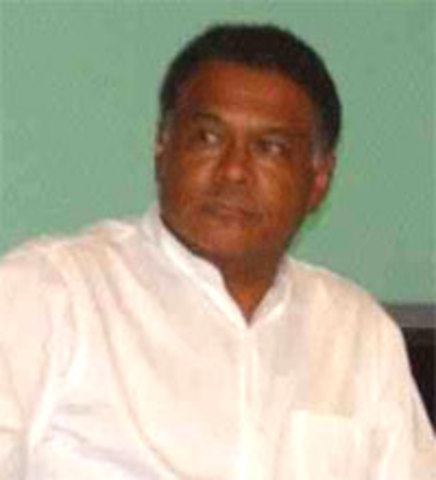 Lic. Joaquín Ernesto Hendricks Díaz (1999-2005)