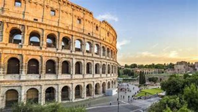 En Italia, tras haberse producido la caída del régimen fascista a finales de julio pasado, las tropas alemanas entran en la ciudad de Roma comenzado su ocupación que durará hasta la liberación de la citada urbe por el ejército angloamericano