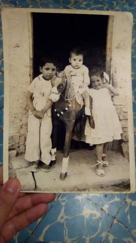 emigra a la CDMX a la colonia Independencia delegación Benito Juarez , trabaja de sirvienta con un sueldo de $30 mensuales