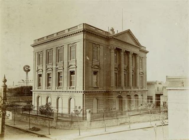 Inauguracion de la UON