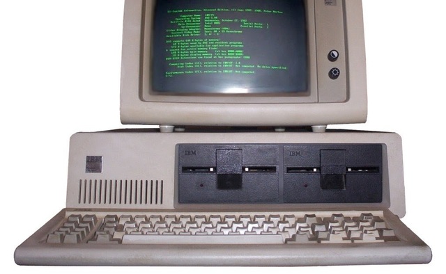 se introduce el ordenador personal