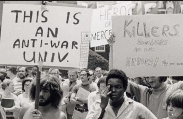 The Vietnam War and Grade Inflation