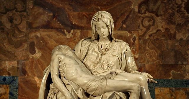 1498 Miguel Angel esculpe La Piedad