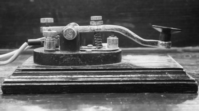 Teste do Telégrado elétrico de Morse.