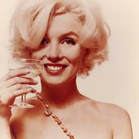 Fallece la actriz Marilyn Monroe.