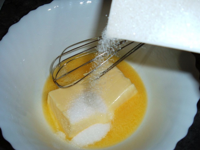 Cuarto Paso- Mesclar Margarina Y Azucar